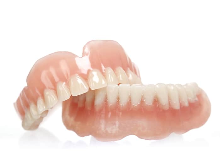 3 Arten der Zahnprothese und ihre Vor- und Nachteile